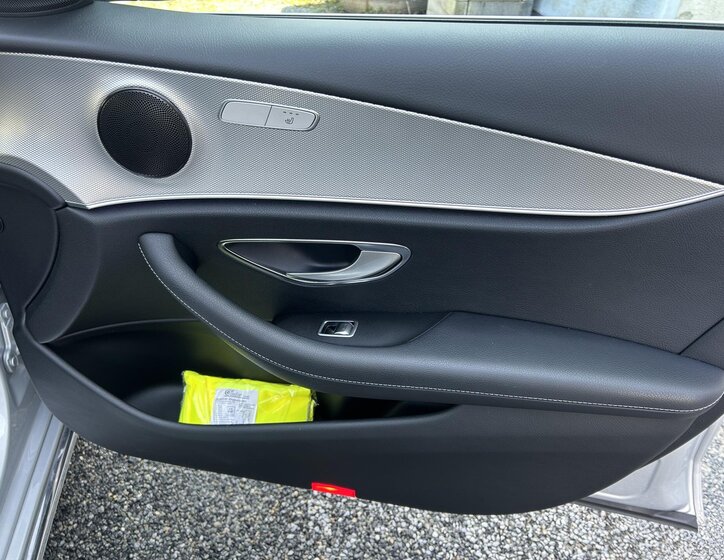 Mercedes-Benz Třídy E Sedan / Limuzína 3,0 l 190 kw