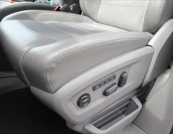 Volkswagen California MPV 2,0 l 146 kw