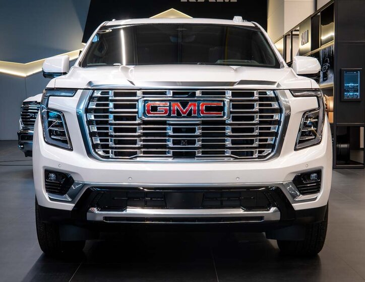 GMC Yukon SUV 6,2 l 313 kw