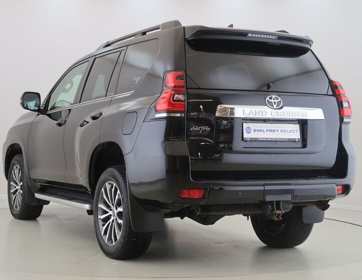 Toyota Land Cruiser 7