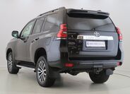 Toyota Land Cruiser 7