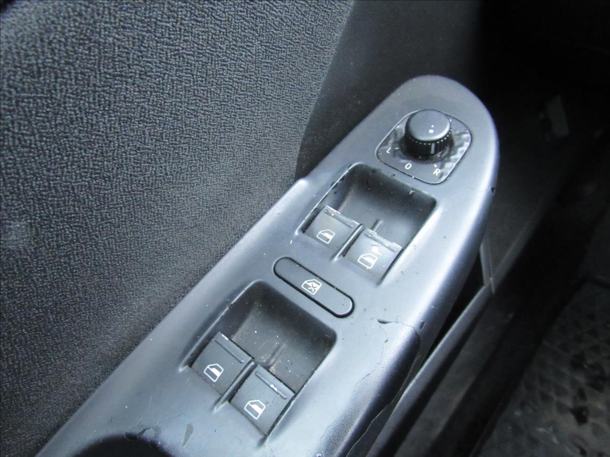 Volkswagen Passat Sedan 2,0 l 103 kw