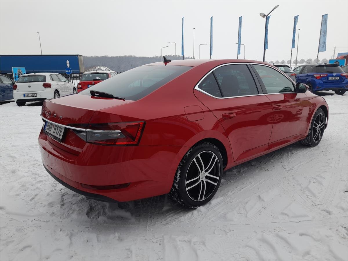 Škoda Superb Liftback 2,0 l 110 kw