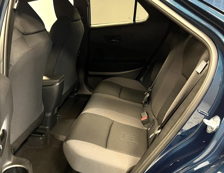 Toyota C-HR SUV / Terénní 2,0 l 111 kw