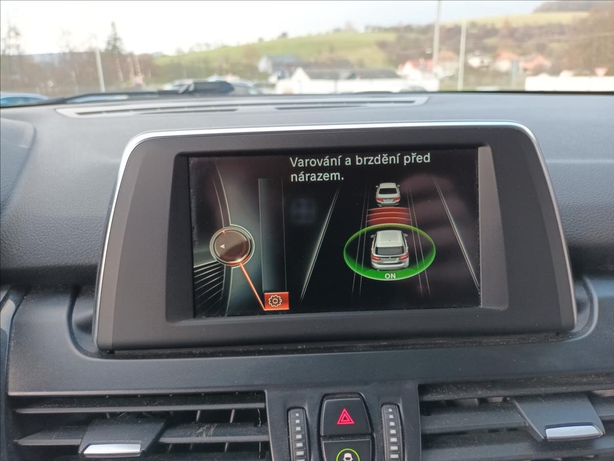 BMW Řada 2 Kombi 1,5 l 85 kw