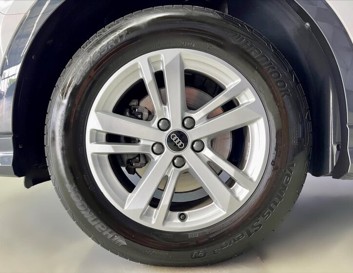 Audi Q3 SUV / Terénní 2,0 l 110 kw