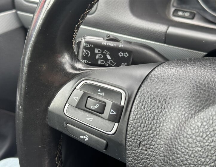 Volkswagen Touran MPV 2,0 l 103 kw