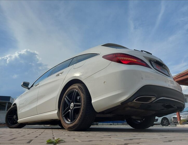 Mercedes-Benz CLA 43