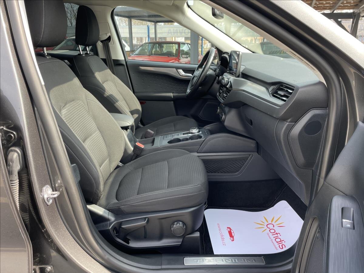 Ford Kuga SUV / Terénní 1,5 l 88 kw