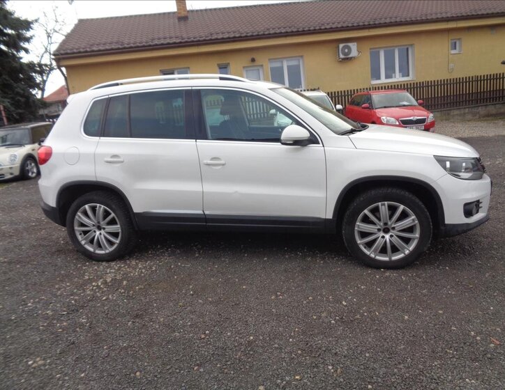Volkswagen Tiguan Kombi 2,0 l 103 kw