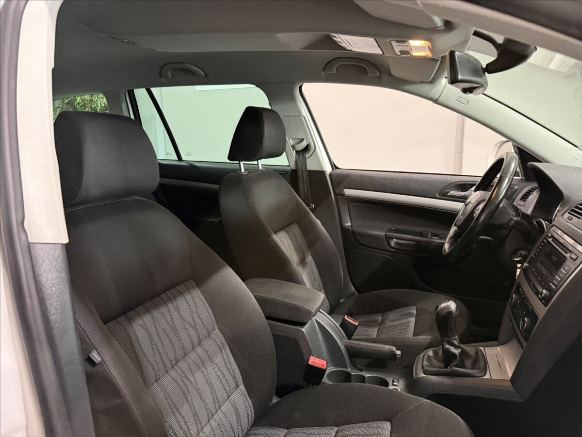 Škoda Octavia Kombi 1,6 l 77 kw