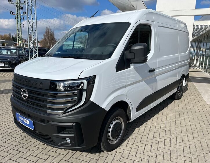 Nissan Interstar Skříň 2,0 l 96 kw