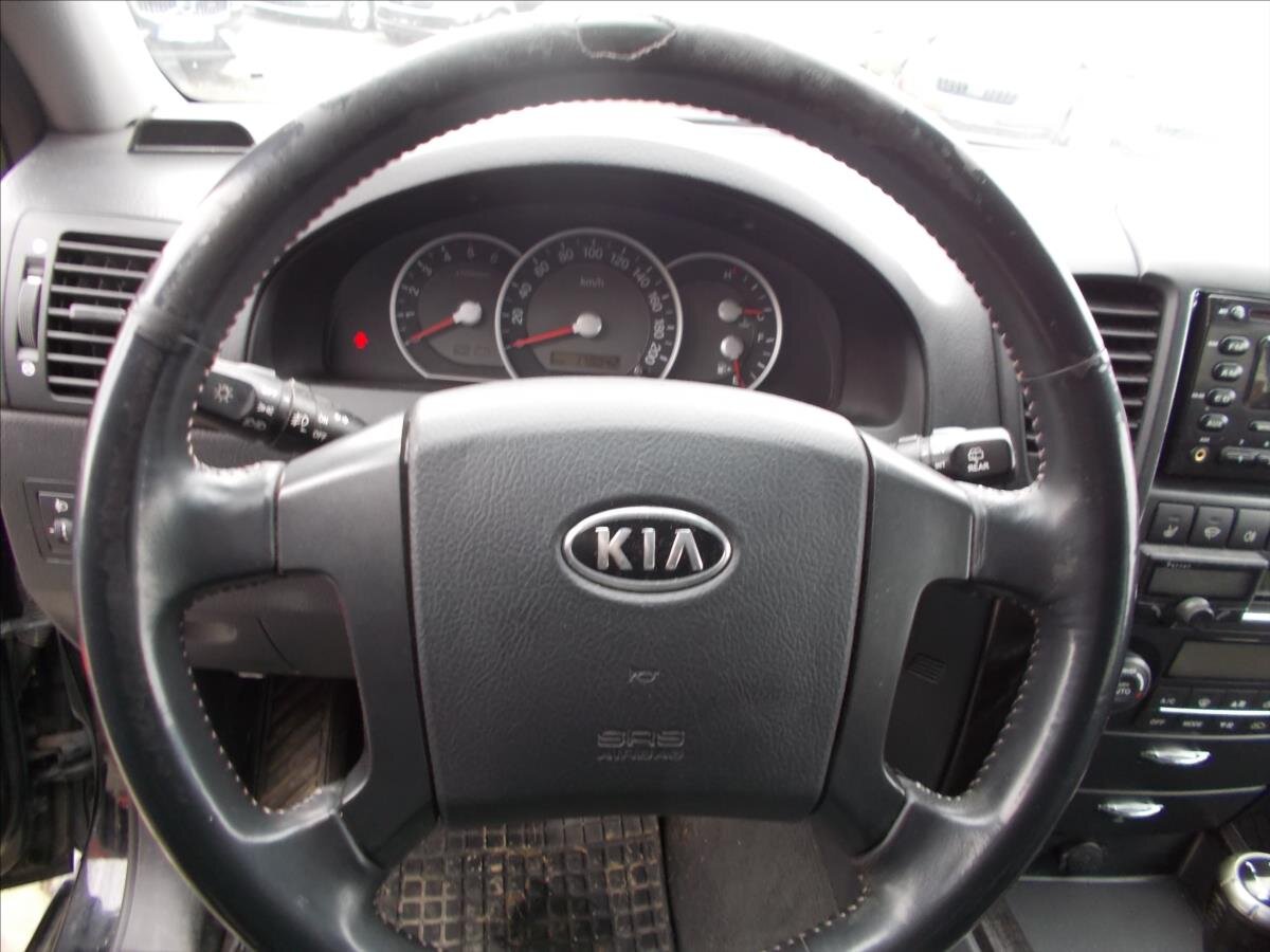 KIA Sorento SUV / Terénní 2,5 l 125 kw