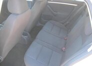 Volkswagen Golf Kombi 1,6 l 77 kw