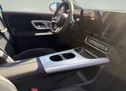 Mercedes-Benz GLB SUV / Terénní 0,0 260 kw