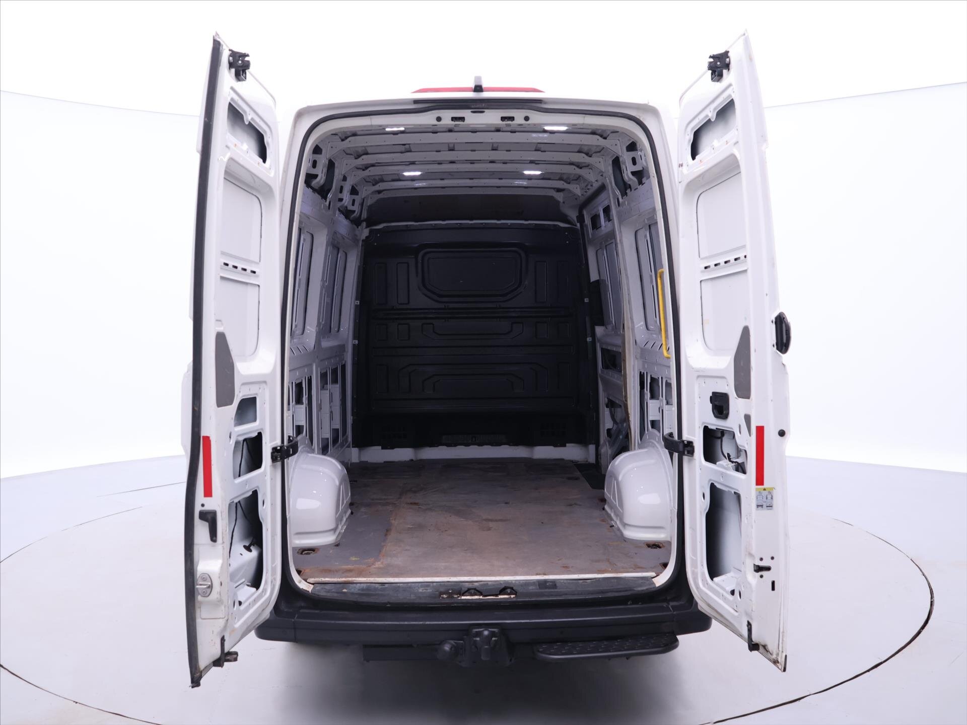 Volkswagen Crafter Skříň 2,0 l 103 kw