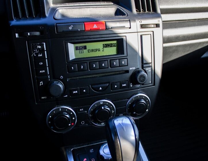 Land Rover Freelander SUV 2,2 l 110 kw