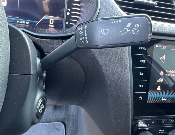 Škoda Octavia Sedan / Limuzína 2,0 l 110 kw