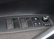 Toyota Corolla Sedan / Limuzína 1,8 l 72 kw