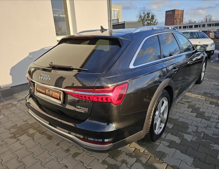 Audi A6 Allroad Kombi 3,0 l 250 kw