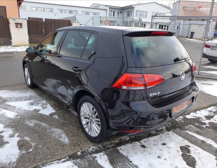 Volkswagen Golf Hatchback 1,2 l 81 kw