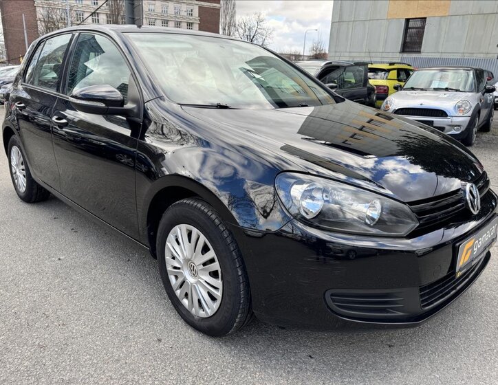 Volkswagen Golf Hatchback 1,6 l 77 kw
