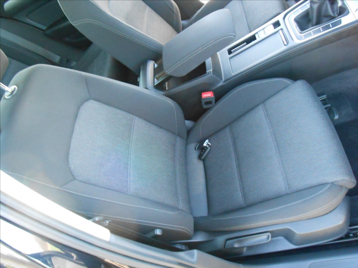 Volkswagen Passat Kombi 2,0 l 110 kw