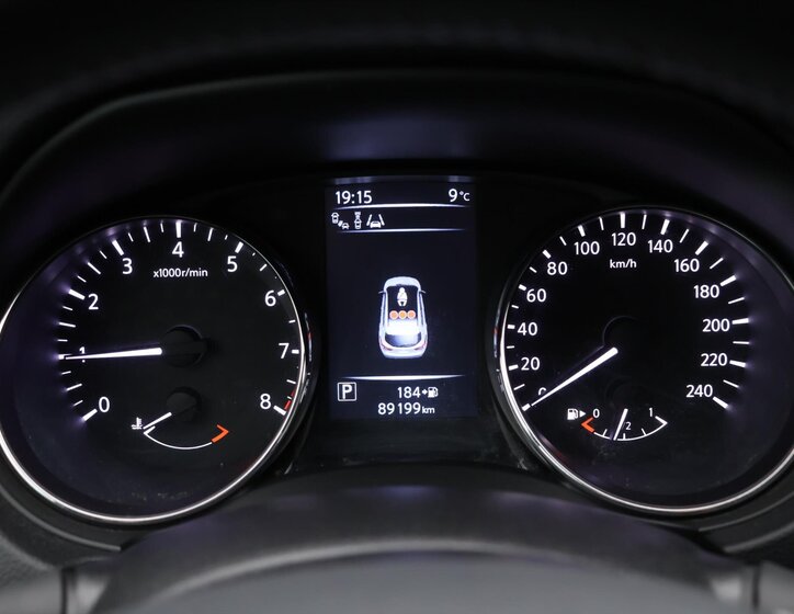 Nissan Qashqai SUV 1,2 l 85 kw