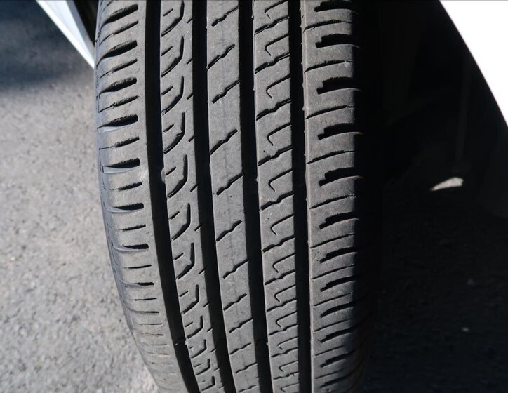 Citroën Berlingo MPV 1,5 l 75 kw