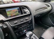 Audi A4 Kombi 2,0 l 140 kw
