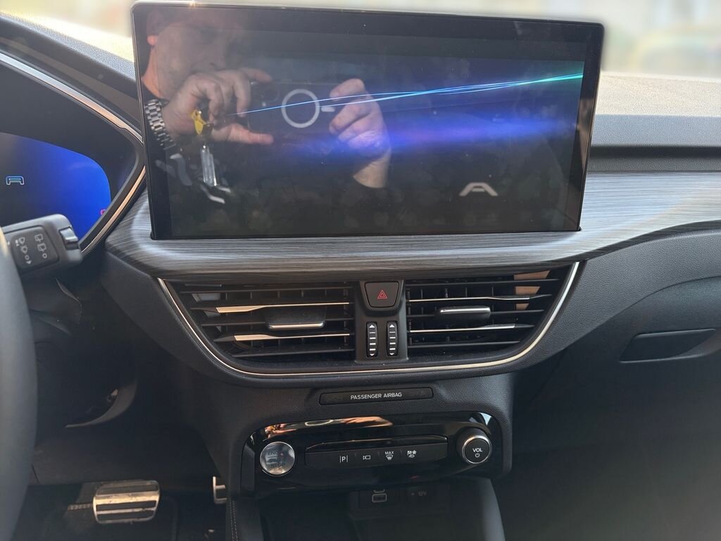 Ford Kuga SUV 2,5 l 132 kw