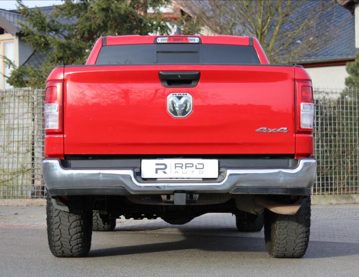 Dodge RAM 9