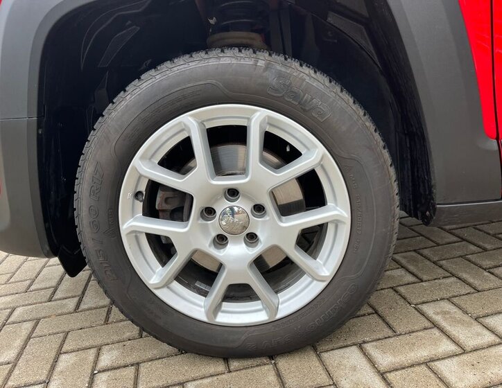 Jeep Renegade SUV / Terénní 1,3 l 132 kw