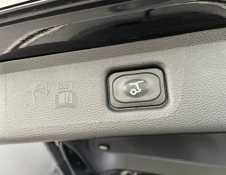 Ford S-MAX MPV 2,5 l 140 kw