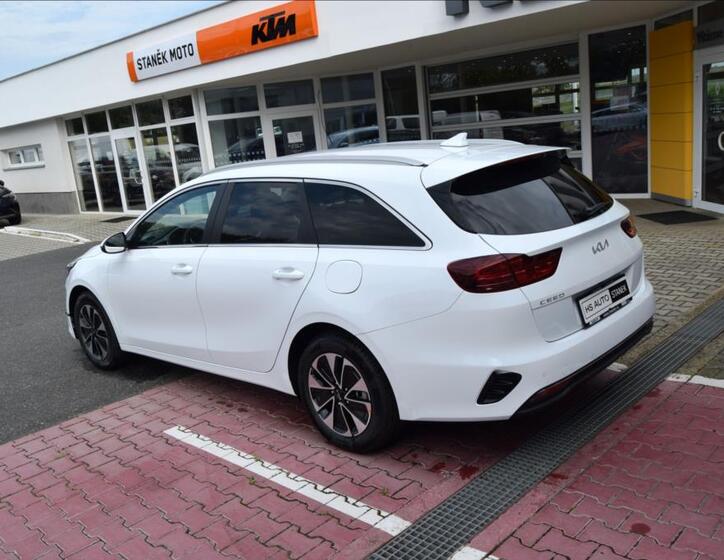 KIA Ceed 13