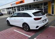 KIA Ceed 13