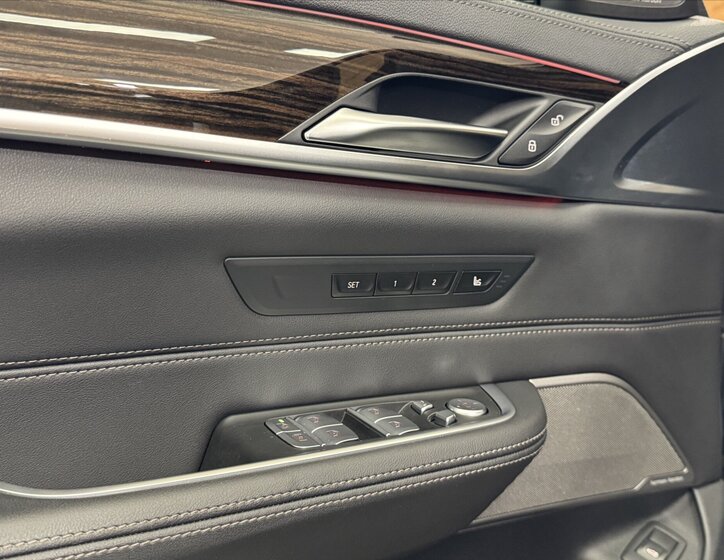 BMW Řada 6 Sedan / Limuzína 3,0 l 250 kw