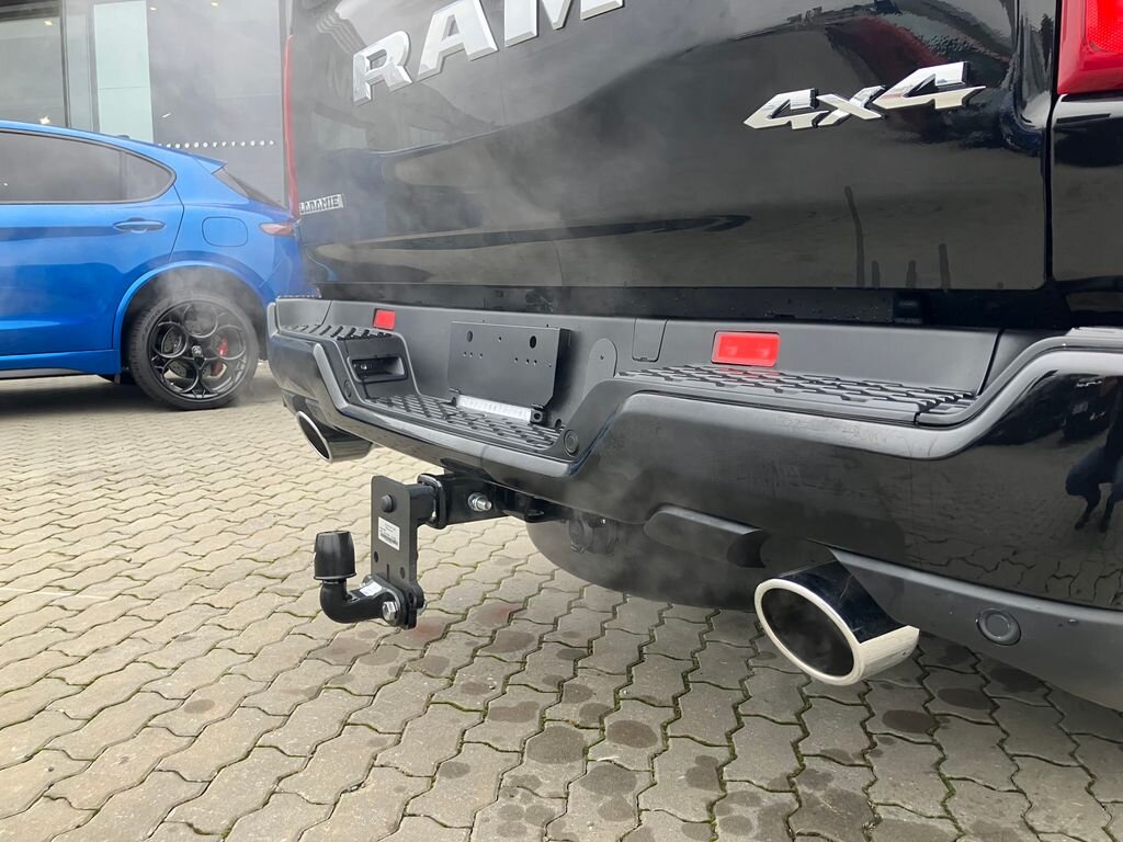 Dodge RAM Pick-up 3,0 l 313 kw