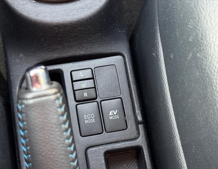 Toyota Yaris Hatchback 1,5 l 55 kw