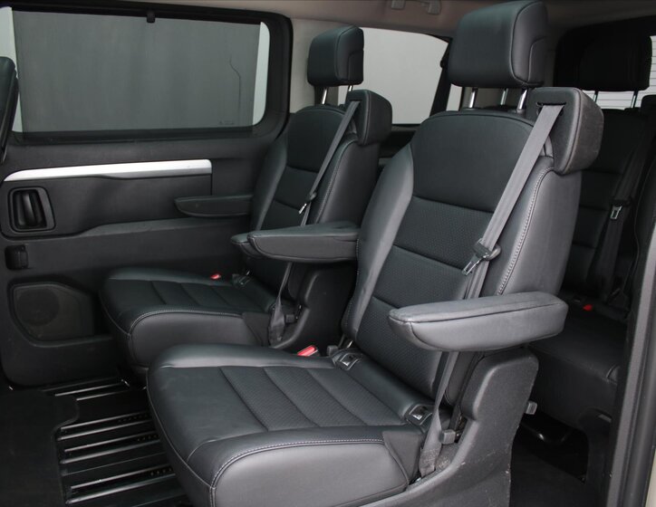 Citroën SpaceTourer MPV 2,0 l 130 kw