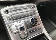 Hyundai Santa Fe SUV / Terénní 2,2 l 142 kw
