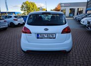 KIA Venga Hatchback 1,4 l 66 kw