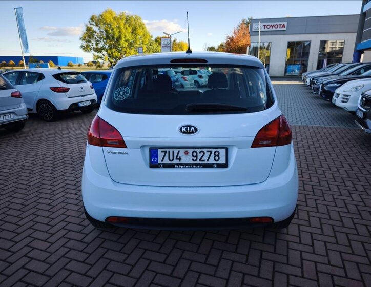 KIA Venga Hatchback 1,4 l 66 kw