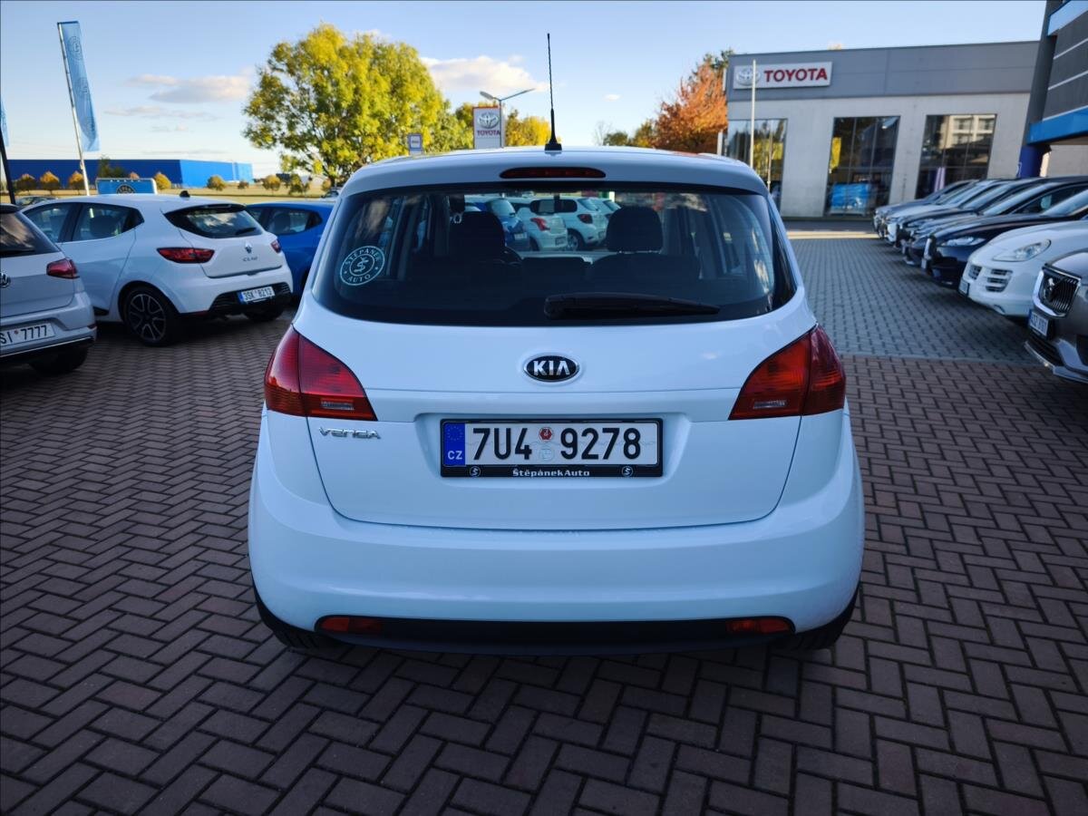 KIA Venga Hatchback 1,4 l 66 kw