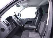 Volkswagen Caravelle 11