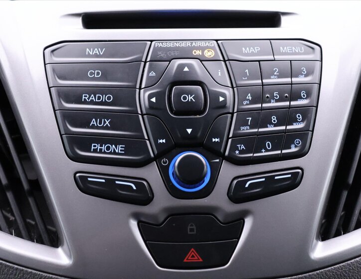 Ford Transit Custom Kombi 2,0 l 96 kw