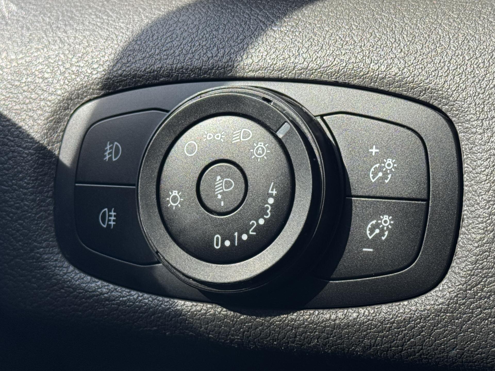 Ford Tourneo Custom Ostatní 2,0 l 136 kw