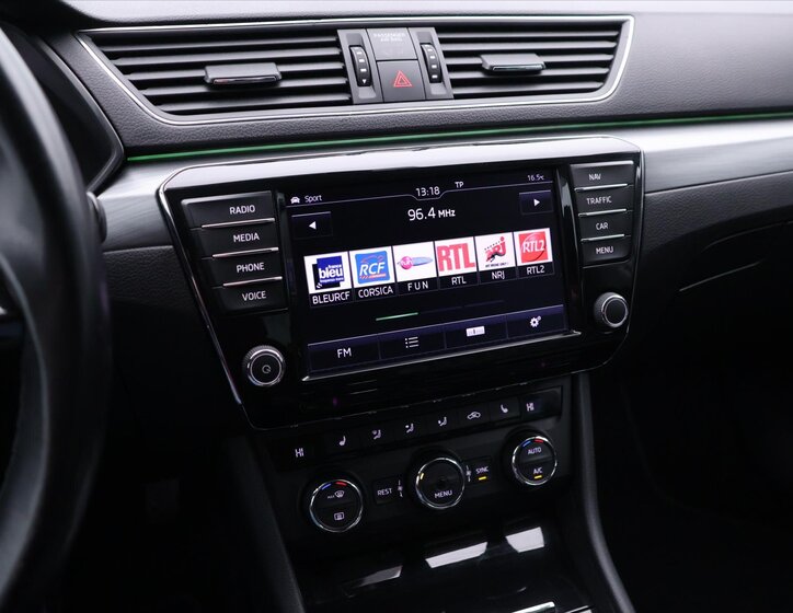 Škoda Superb Liftback 2,0 l 140 kw