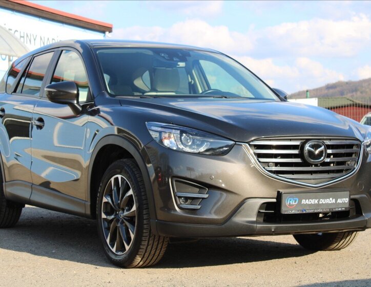 Mazda CX-5 SUV / Terénní 2,5 l 141 kw