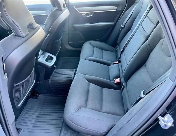 Volvo V90 Kombi 2,0 l 140 kw